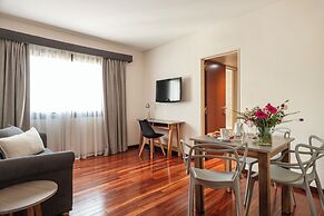 Argenta Tower Hotel & Suites