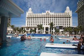 Hotel Riu Palace Aruba - All Inclusive