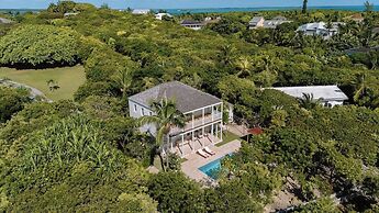 Pink Sands Resort