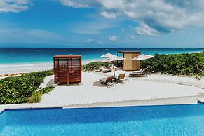 Pink Sands Resort