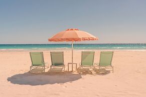 Coral Sands Inn & Cottages