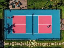 Coral Sands Inn & Cottages