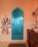 Coral Sands Inn & Cottages