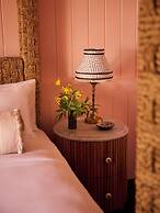 Coral Sands Inn & Cottages
