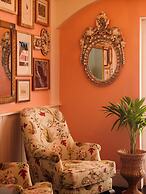 Coral Sands Inn & Cottages