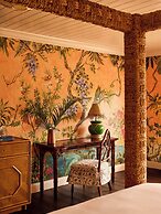 Coral Sands Inn & Cottages