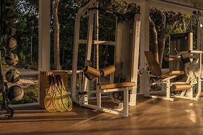 Coral Sands Inn & Cottages