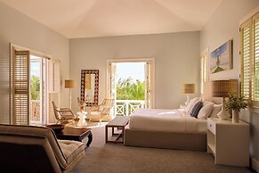 Coral Sands Inn & Cottages