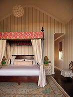 Coral Sands Inn & Cottages