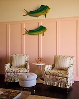 Coral Sands Inn & Cottages