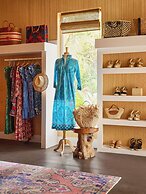 Coral Sands Inn & Cottages