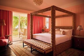 Coral Sands Inn & Cottages