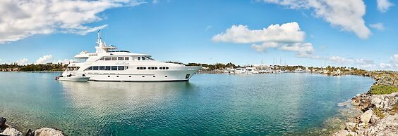Abaco Beach Resort and Boat Harbour Marina