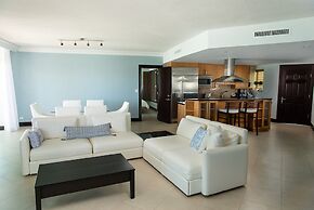 Abaco Beach Resort and Boat Harbour Marina