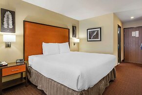 Best Western Cascade Inn & Suites