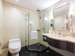 Holiday Inn Shenzhen Donghua by IHG