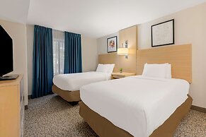 Sonesta ES Suites Charlotte Arrowood