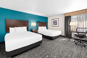 La Quinta Inn & Suites by Wyndham Portland NW