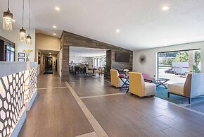 La Quinta Inn & Suites by Wyndham Portland NW