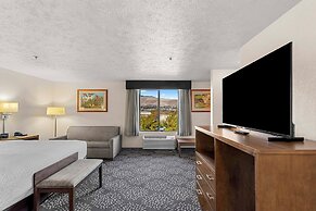 Clarion Pointe Wenatchee