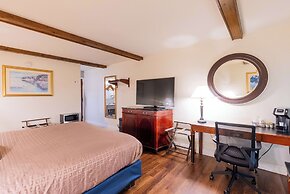 Fireside Inn & Suites Bangor