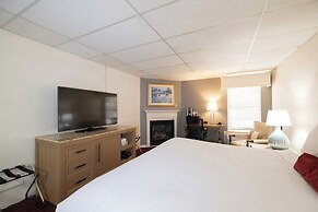 Fireside Inn & Suites Bangor