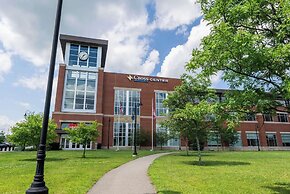 Fireside Inn & Suites Bangor