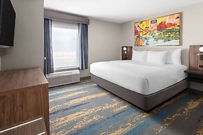 La Quinta Inn & Suites by Wyndham Memphis I-240