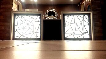 Best Western Woodland Inn