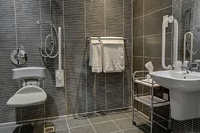 Linton Lodge Hotel, BW Signature Collection