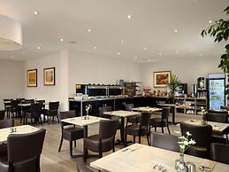 Linton Lodge Hotel, BW Signature Collection