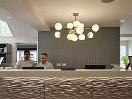 Linton Lodge Hotel, BW Signature Collection