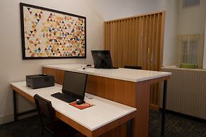 Holiday Inn Express and Suites Manassas by IHG