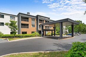 Courtyard by Marriott Burlington Williston