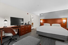 Courtyard by Marriott Burlington Williston