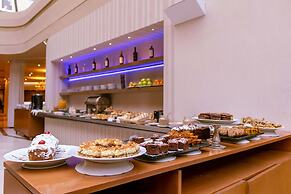 Howard Johnson Plaza Buenos Aires Florida Street by Wyndham