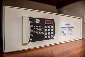 Howard Johnson Plaza Buenos Aires Florida Street by Wyndham