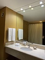 Howard Johnson Plaza Buenos Aires Florida Street by Wyndham