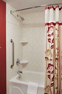 Courtyard by Marriott Niagara Falls