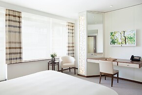 COMO Metropolitan London