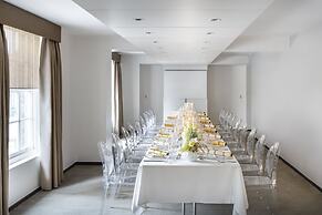 COMO Metropolitan London