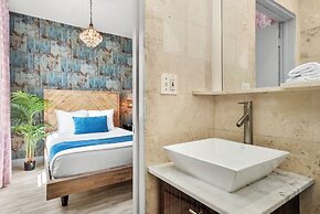 The Whitelaw Hotel