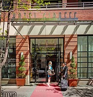 Hotel Giraffe by Library Hotel Collection