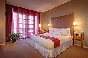 Hotel Giraffe by Library Hotel Collection