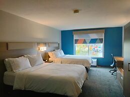 Holiday Inn Express Lapeer by IHG