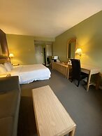Riverside Resort & Conference Centre