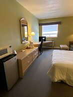 Riverside Resort & Conference Centre
