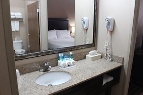 Holiday Inn Express Kansas City-Liberty by IHG