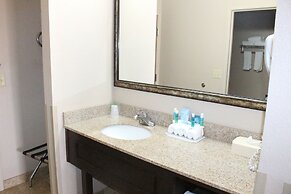 Holiday Inn Express Kansas City-Liberty by IHG
