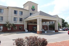 Holiday Inn Express Kansas City-Liberty by IHG